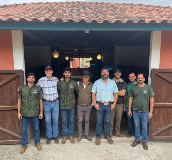 Equipe EquusVita no haras